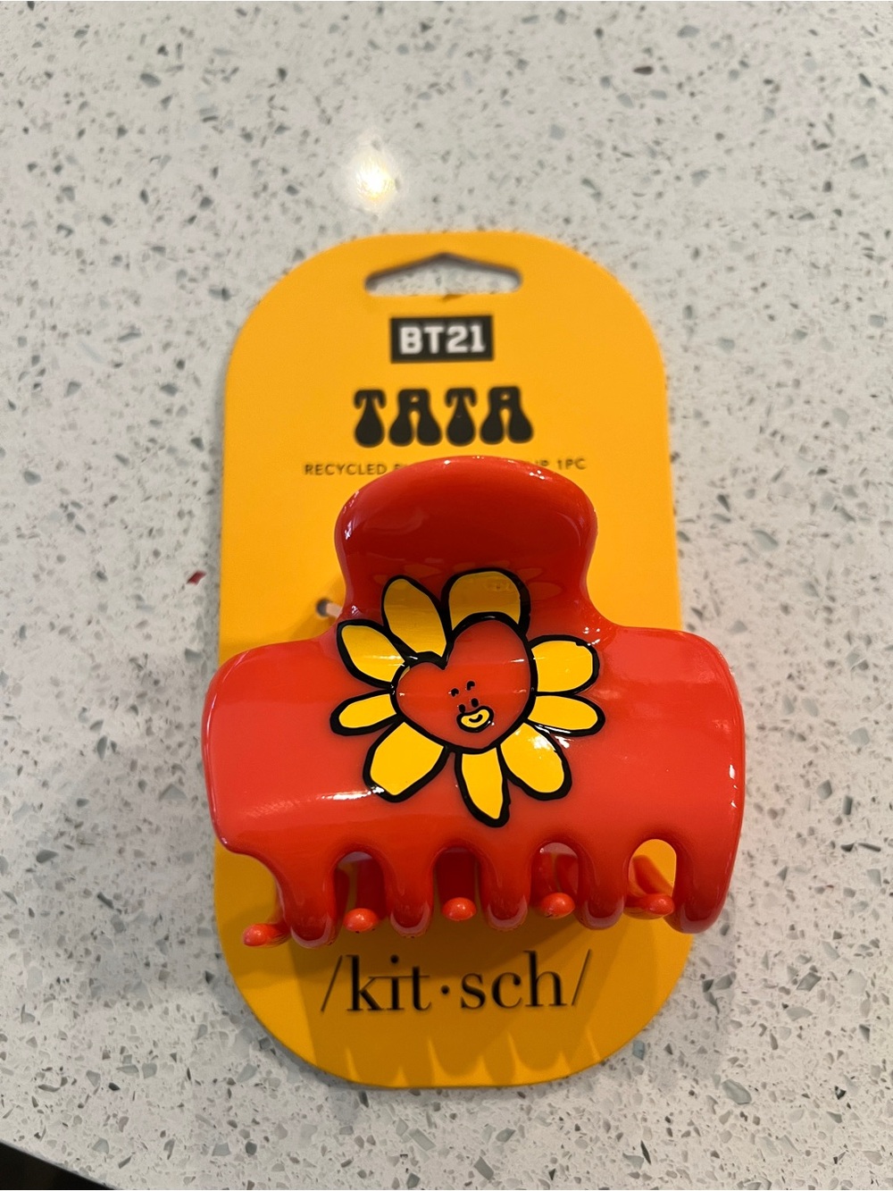 BT21 TATA Red Flower Hair Claw Clip